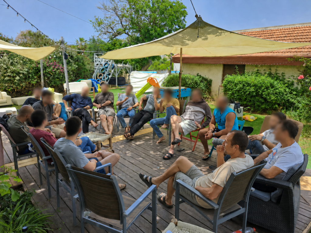 סדנה לבניית אינטליגנציה קבוצתית לגדוד צנחנים בקיסריה